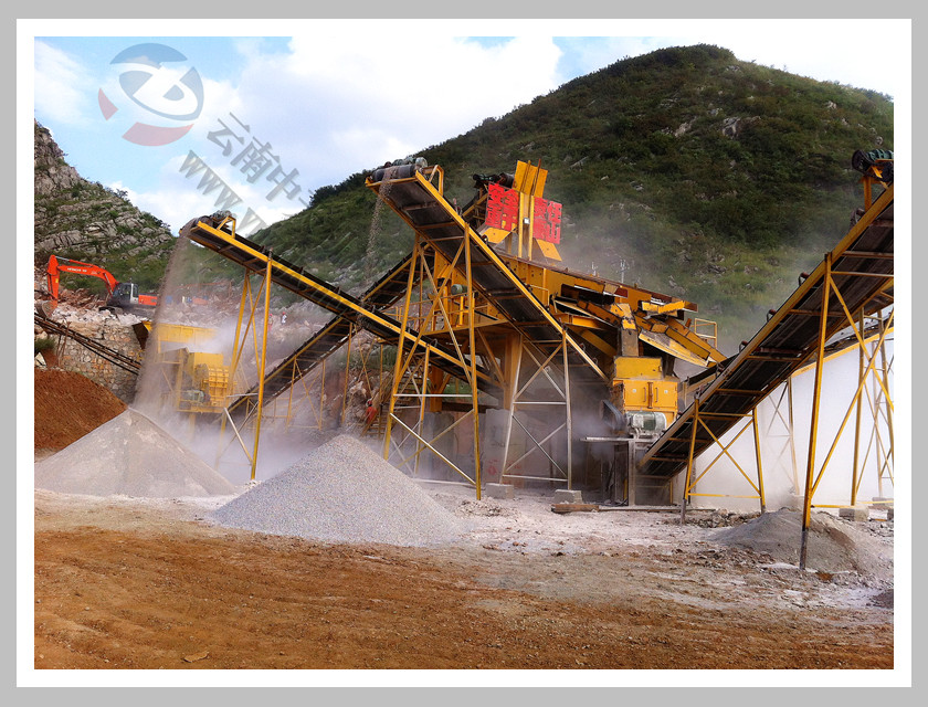 云南中天礦山機械設備制造,云南昆明鵝卵石、玄武巖、花崗巖、石灰巖鄂式破碎機,反擊式破碎機,二合一破碎機,制砂機,給料機,石料生產線,制砂生產線-日產2500-3500噸案例-圖片中心