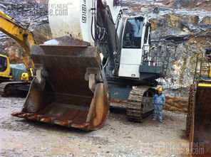 甲友實拍國內某礦山使用大型設備